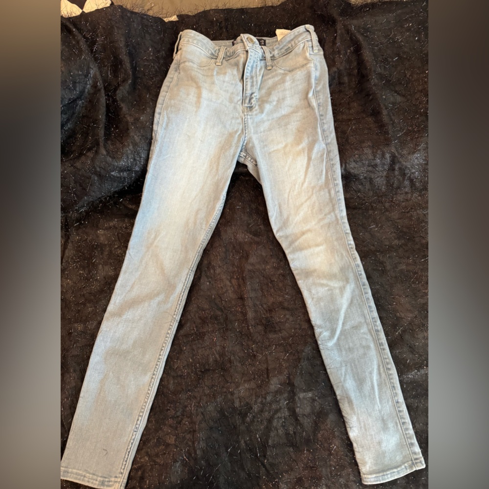 Hollister Jeans size 7R size 28